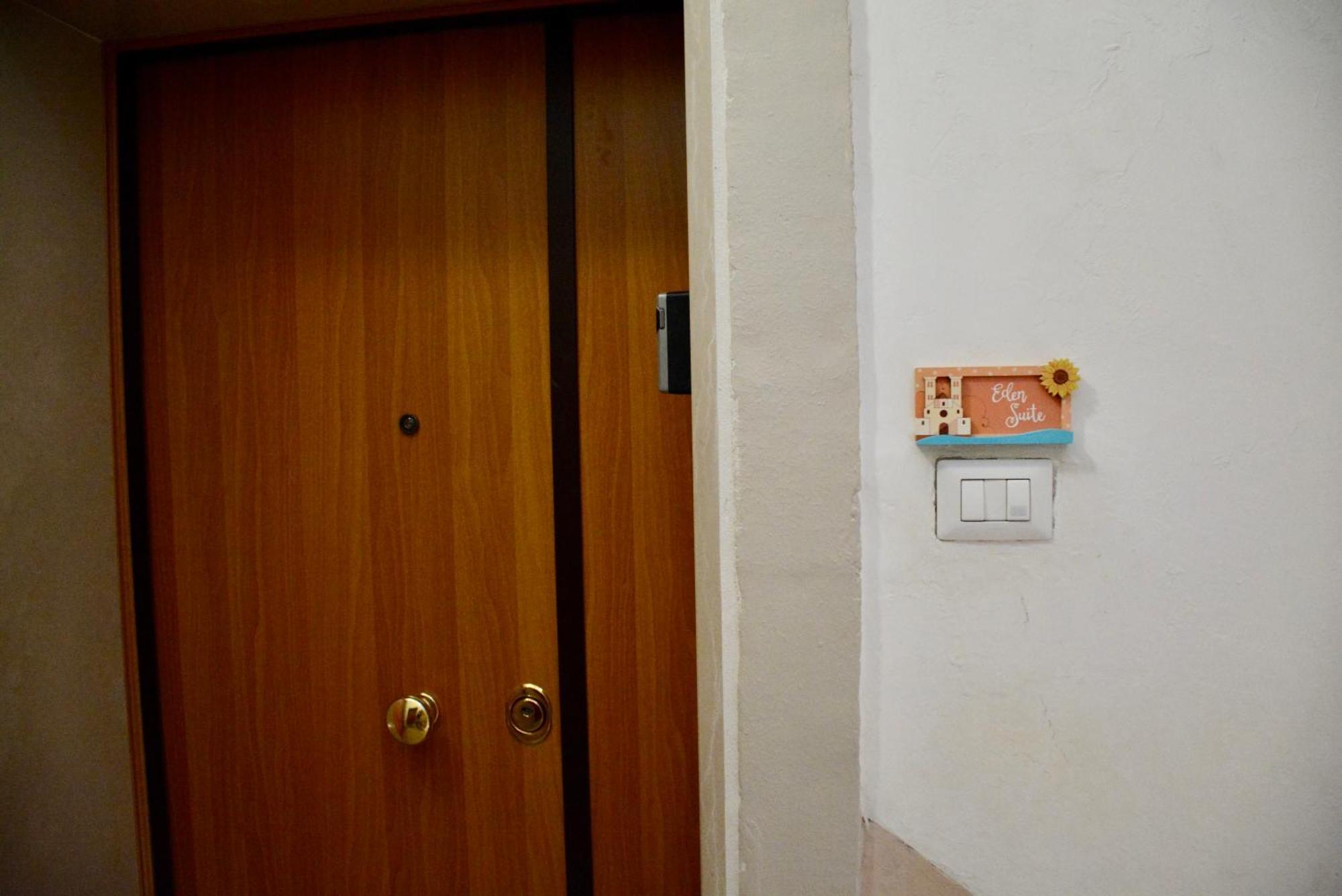 Eden Suite - Central Apartment With Balcony - Molfetta Exterior photo